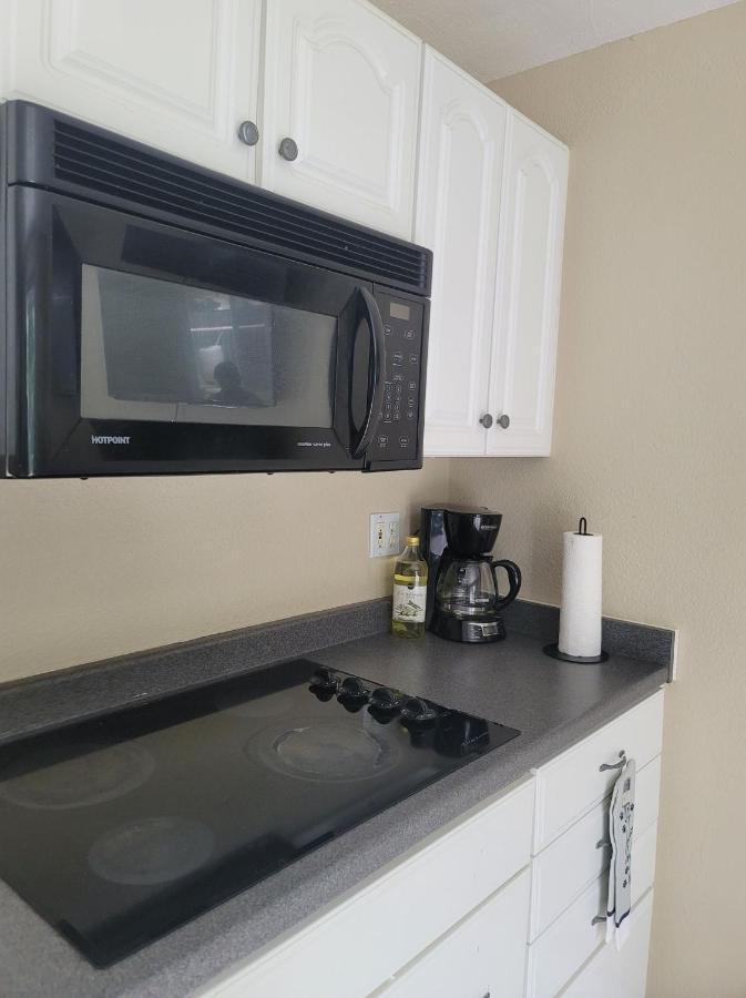 Entire Guesthouse 5 Mins To Siesta Key & Downtown Sarasota Exterior foto