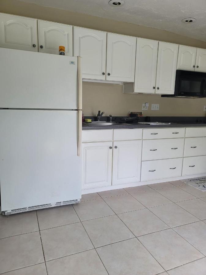 Entire Guesthouse 5 Mins To Siesta Key & Downtown Sarasota Exterior foto